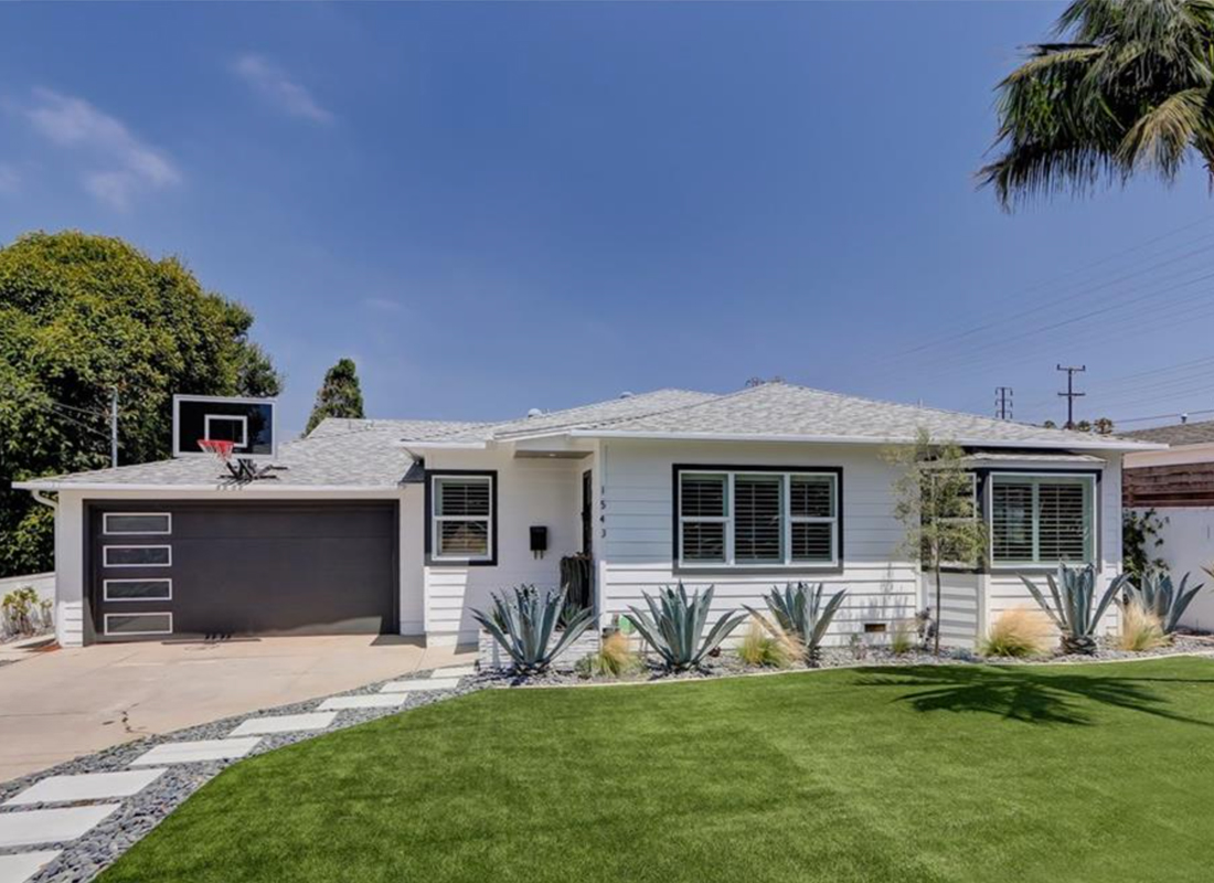 1543 E. Palm