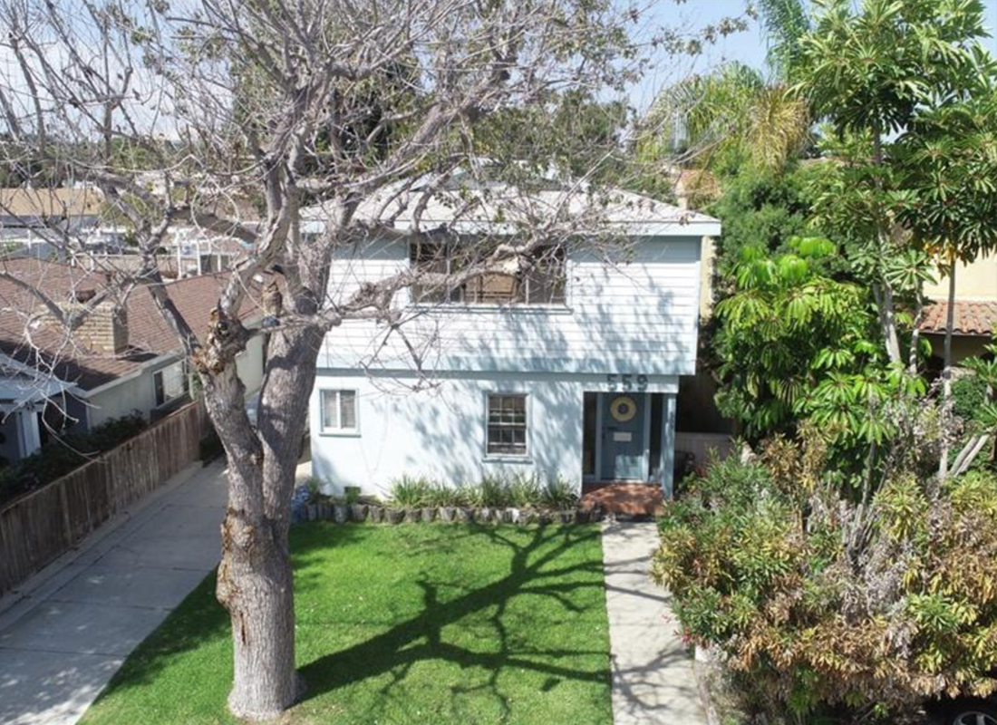 559 33rd Street