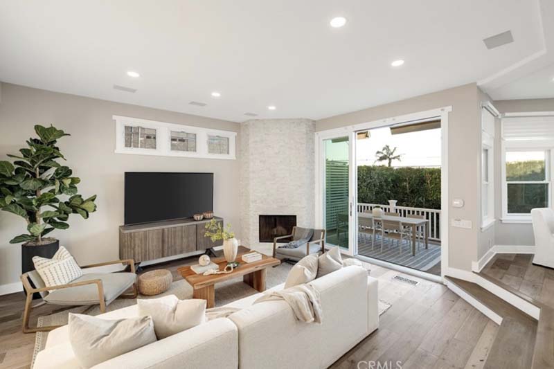 3521 Walnut Street
