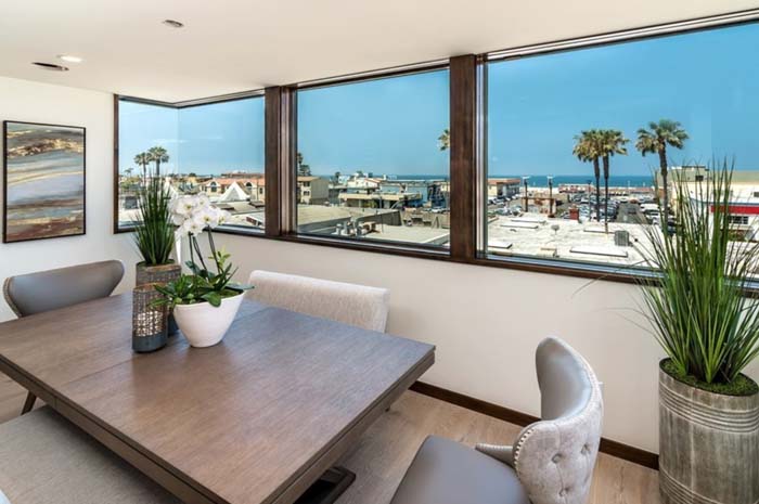 1120 Palm Drive