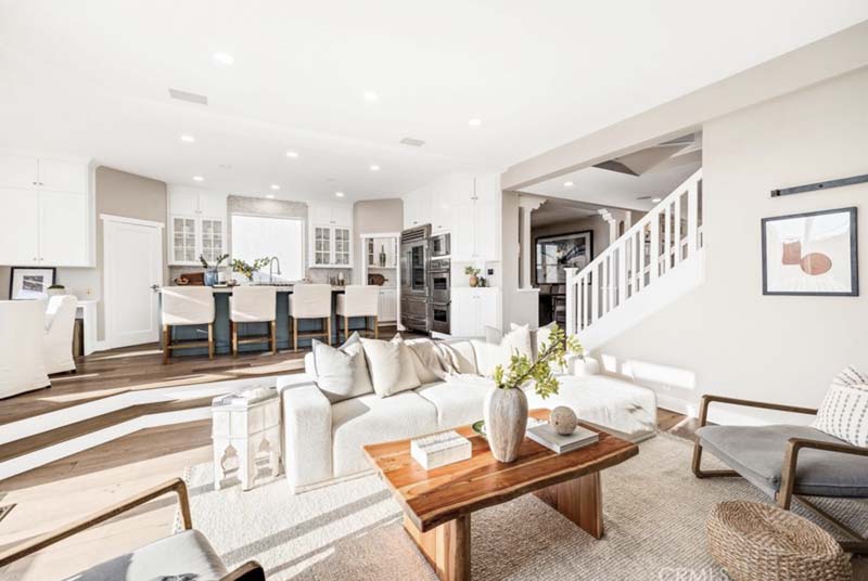 3521 Walnut Street