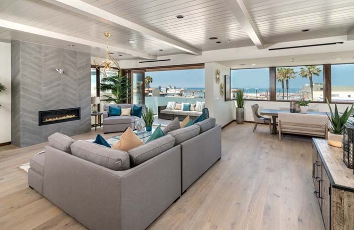 1120 Palm Drive