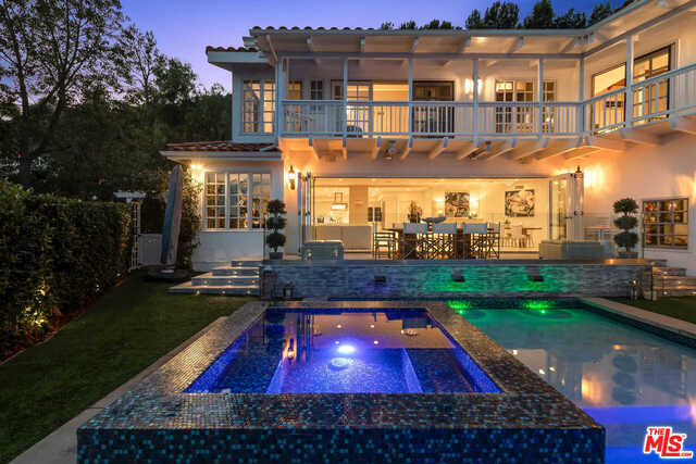 1423  Floresta Pl