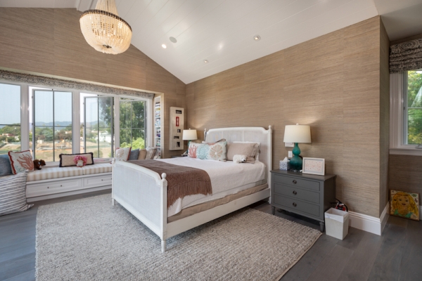 411 Alma Real Drive