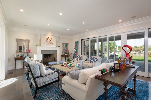 411 Alma Real Drive