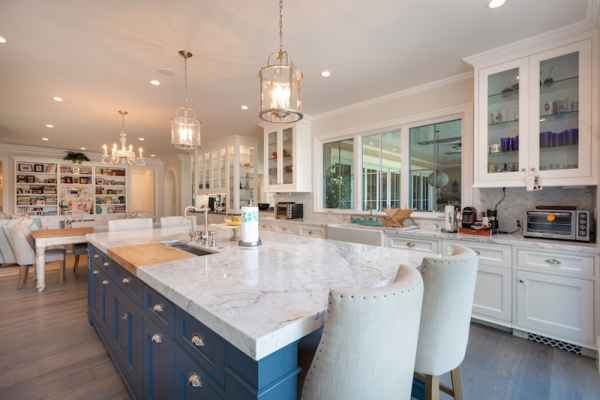 411 Alma Real Drive