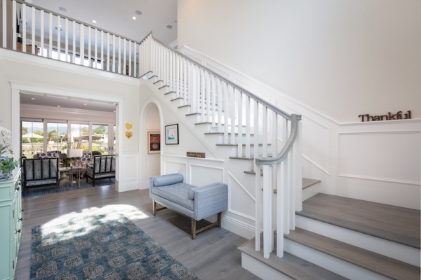 411 Alma Real Drive