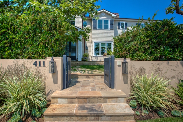 411 Alma Real Drive
