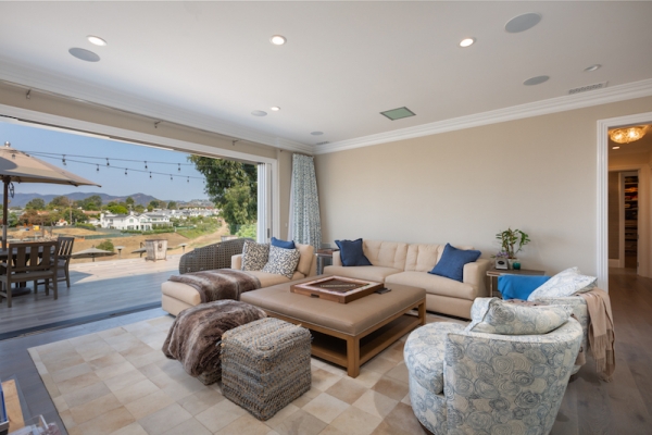 411 Alma Real Drive