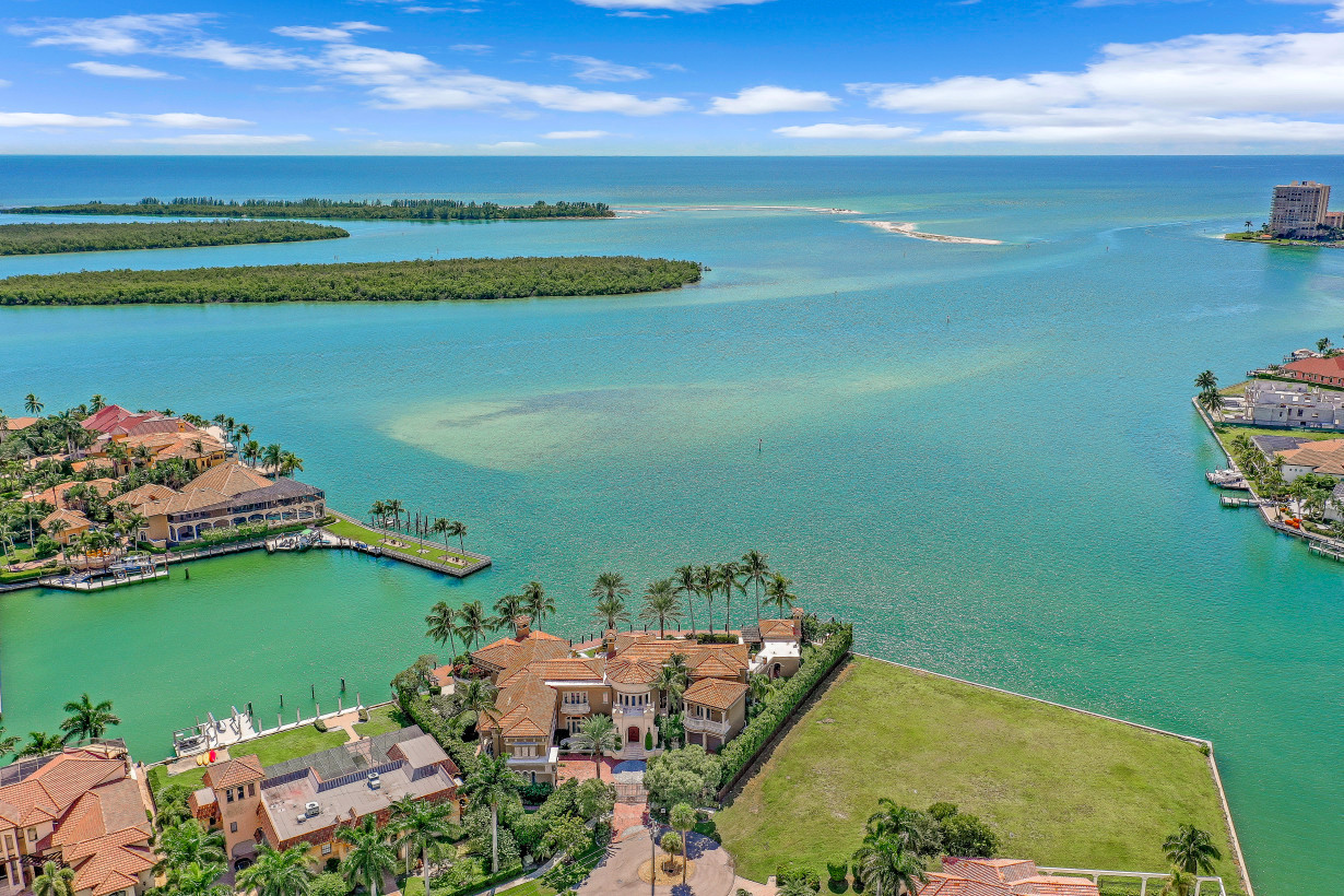 1549 Heights Court