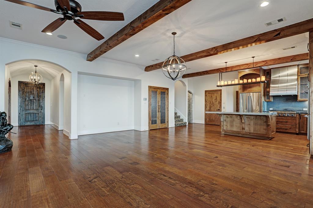 3019 Bayshore