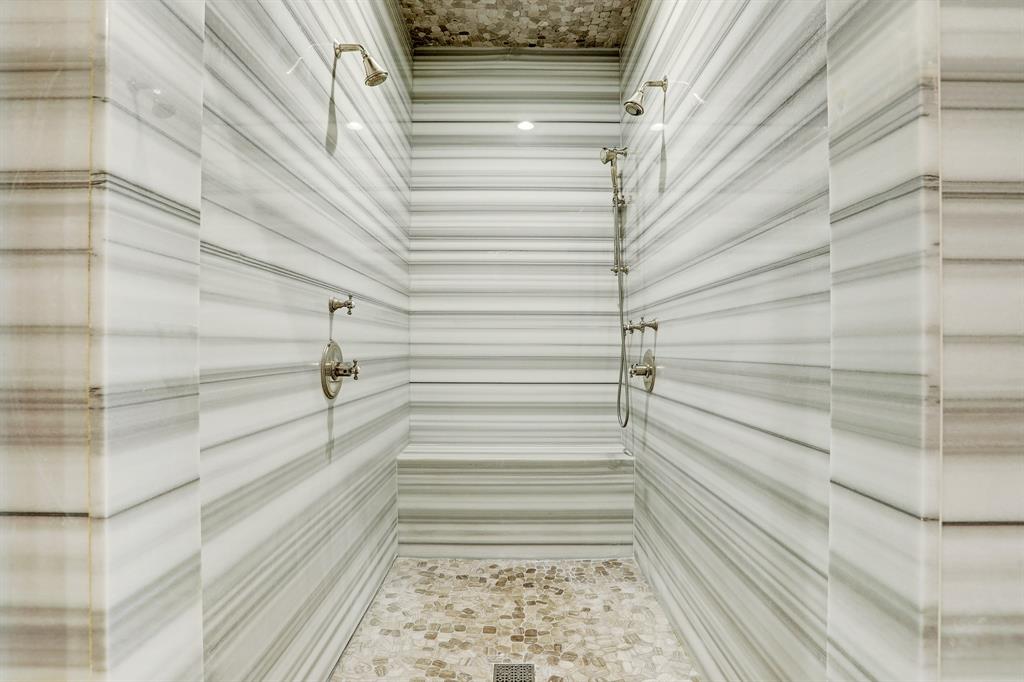 3019 Bayshore