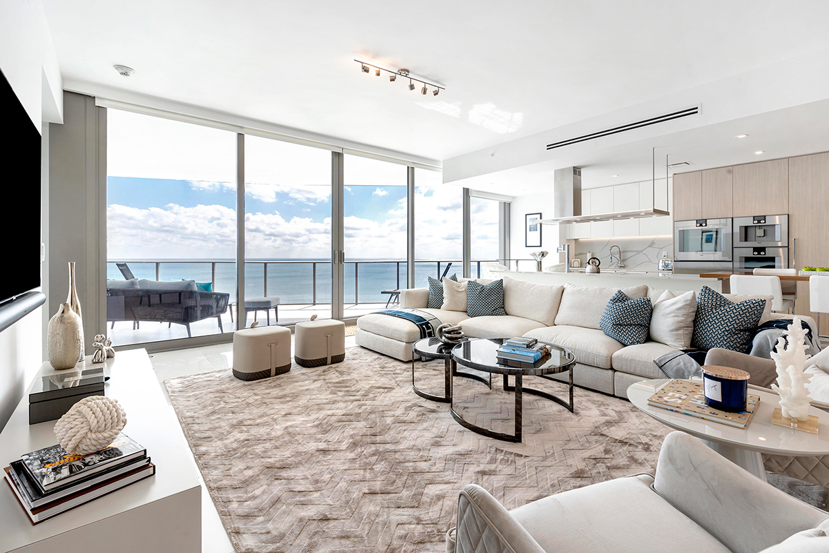 15701  Collins Avenue 1102