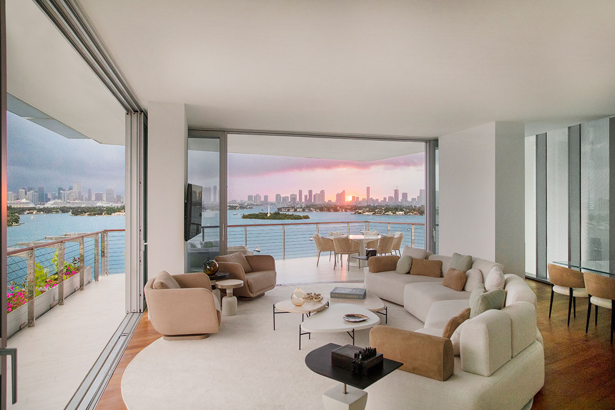 1300 Monad Terrace 8F