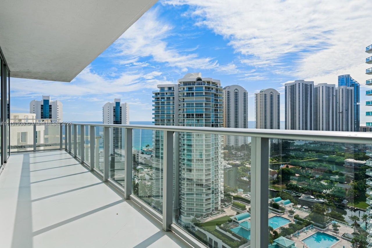 300 Sunny Isles Blvd 4-2202