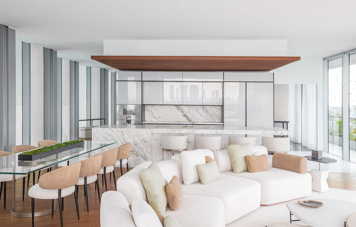 1300 Monad Terrace 8F