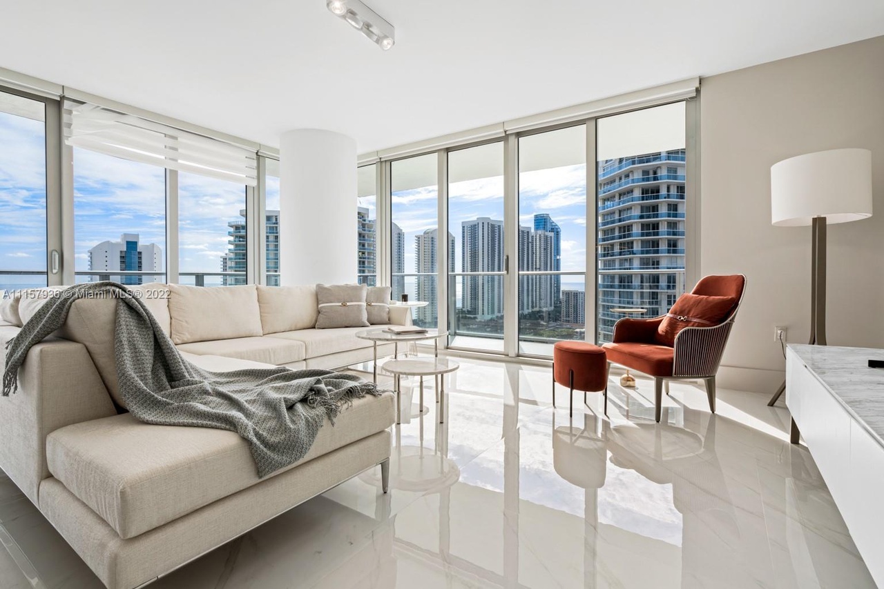 300 Sunny Isles Blvd 4-2202