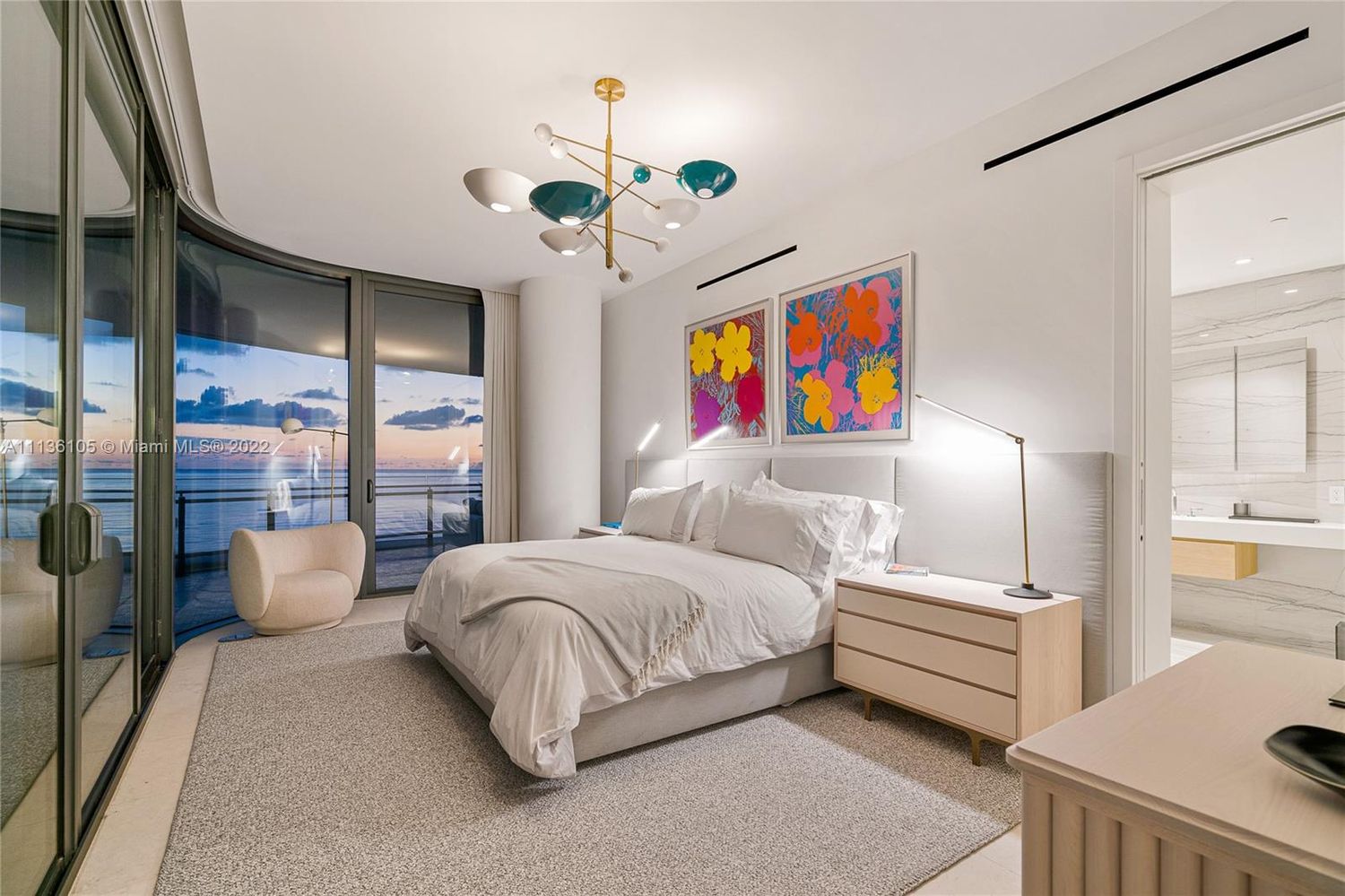 8701 Collins Ave 401