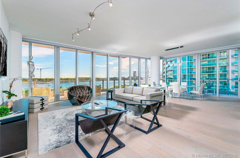 801  South Pointe Drive PH-1
