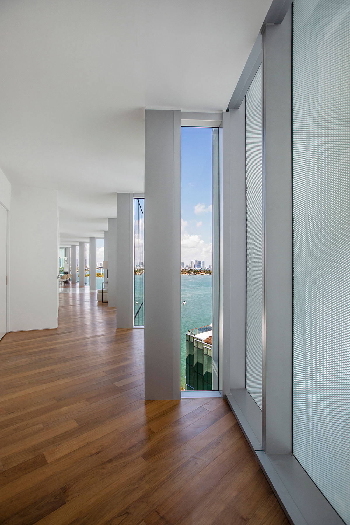 1300 Monad Terrace 8F