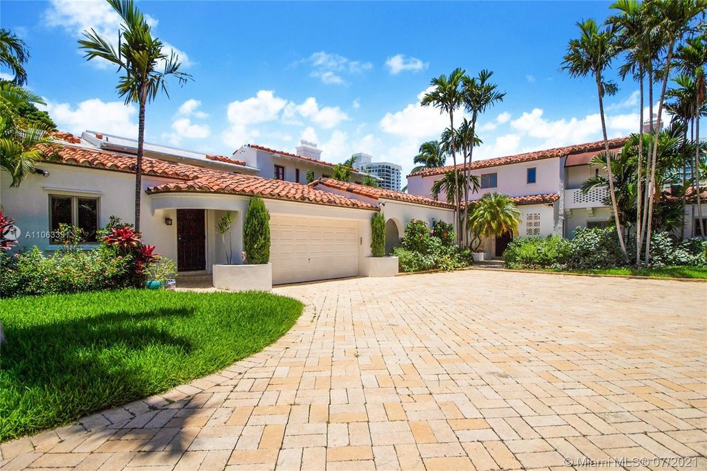 5661 Pine Tree Drive