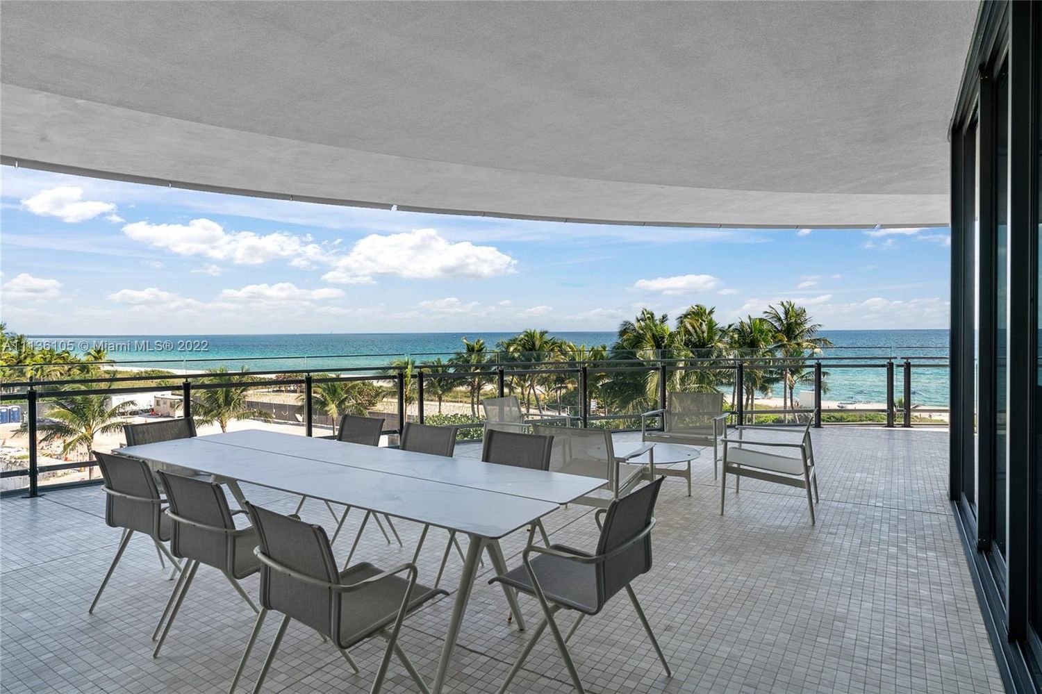 8701 Collins Ave 401