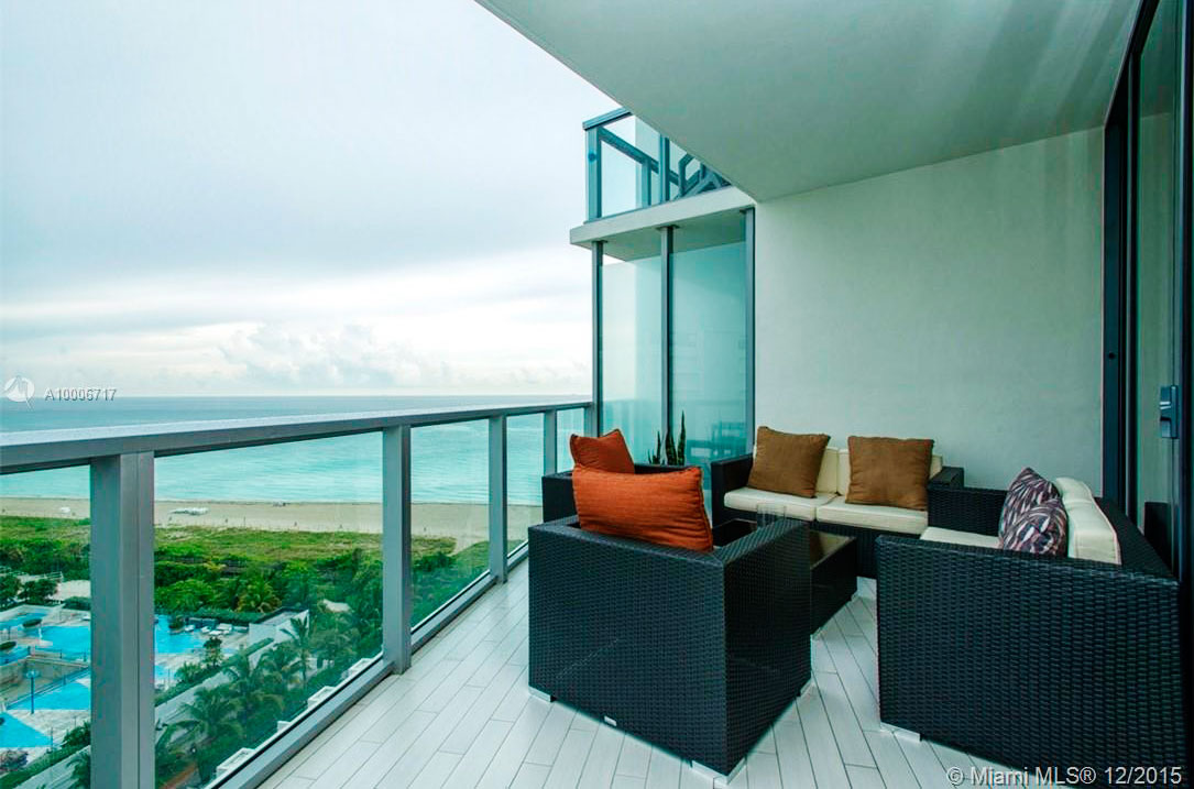 2201 Collins Ave 1411