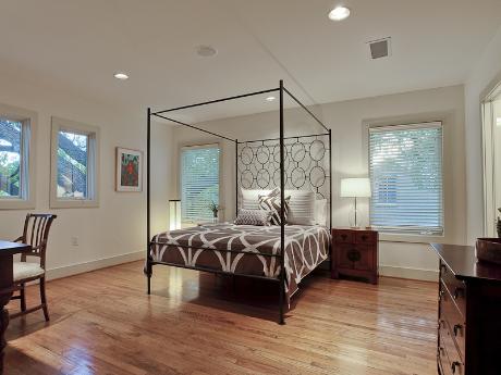 5329 Nakoma Drive