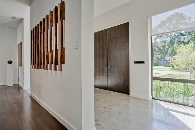 5343 Livingston Avenue