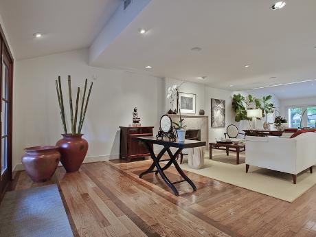 5329 Nakoma Drive