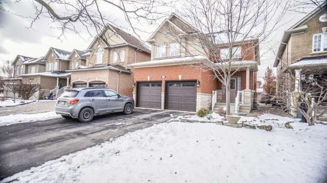 14 Mazzone Dr