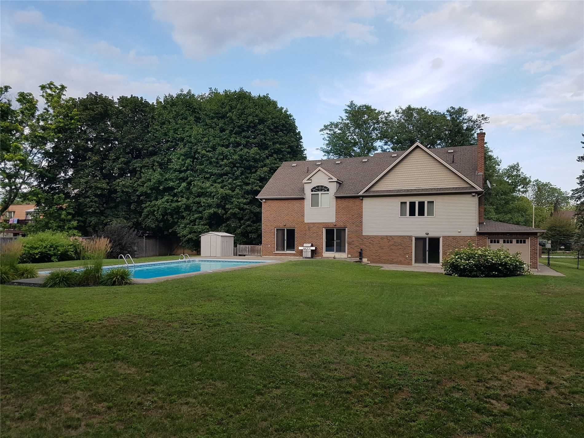 12 Nobleview Dr