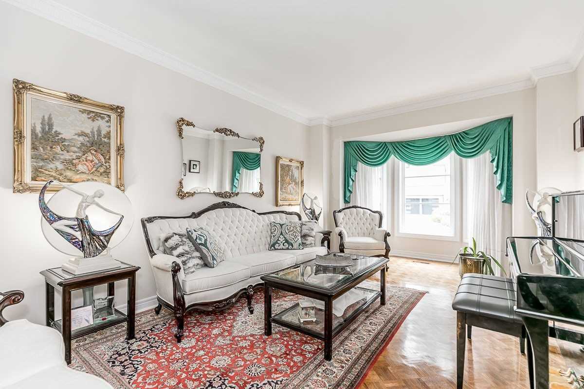 22 Malden St