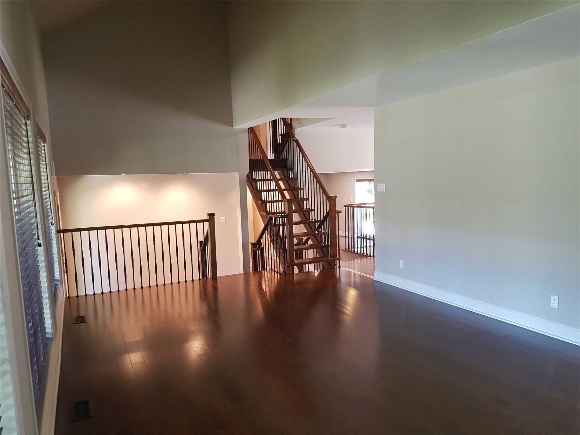 12 Nobleview Dr