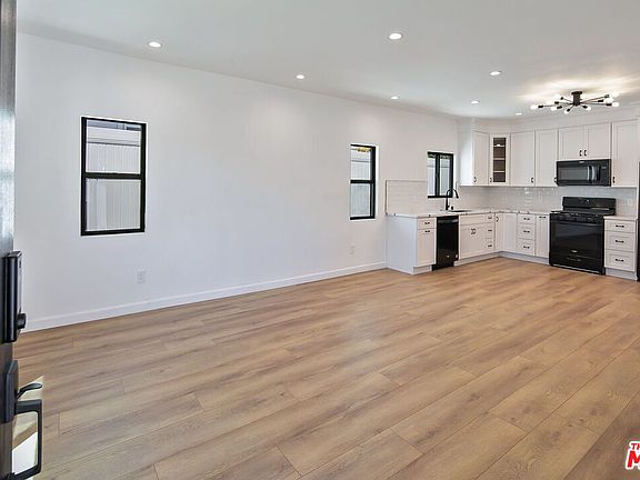 818 N Genesee Ave