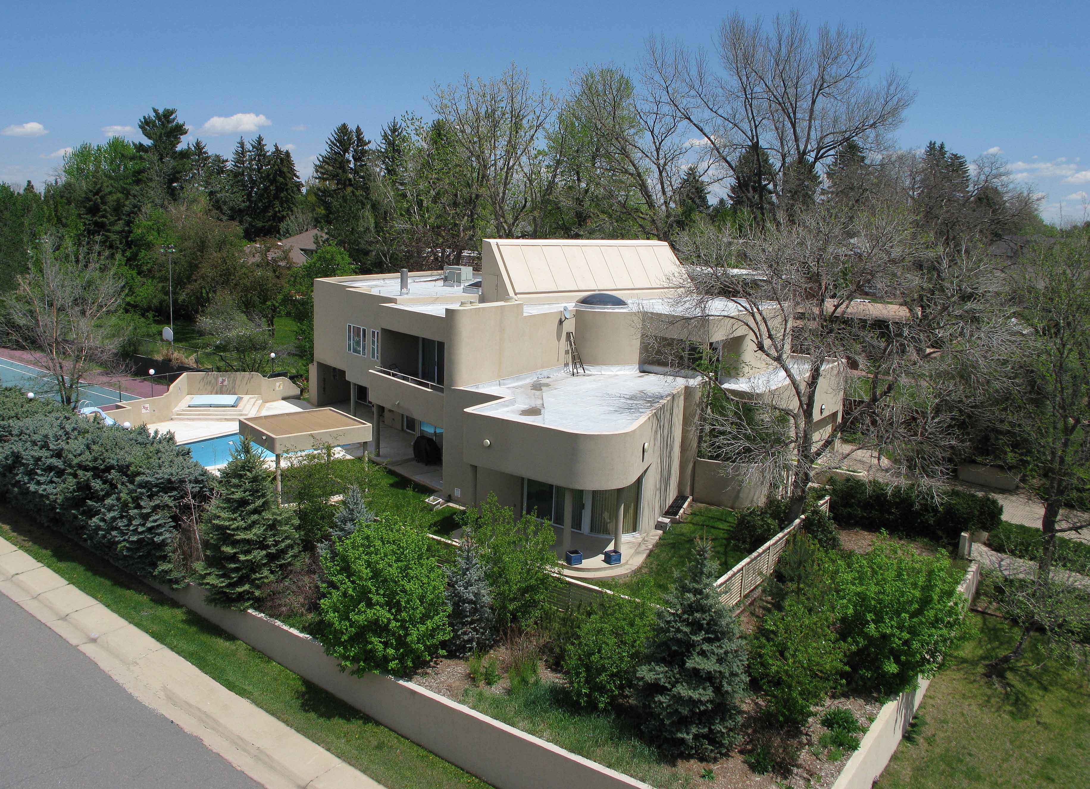 10 Dahlia Street
