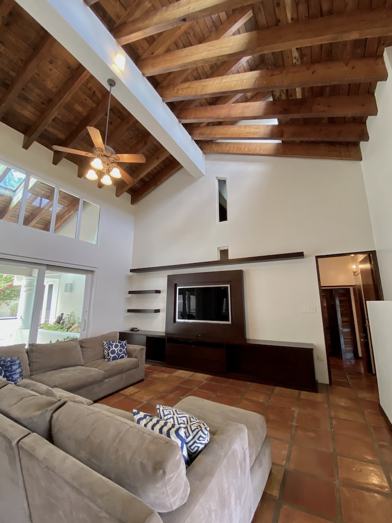 Urb. Villa Caparra