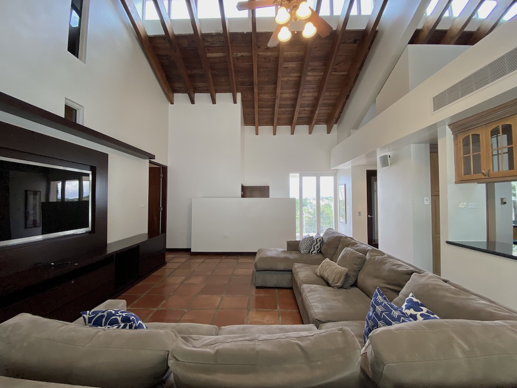 Urb. Villa Caparra