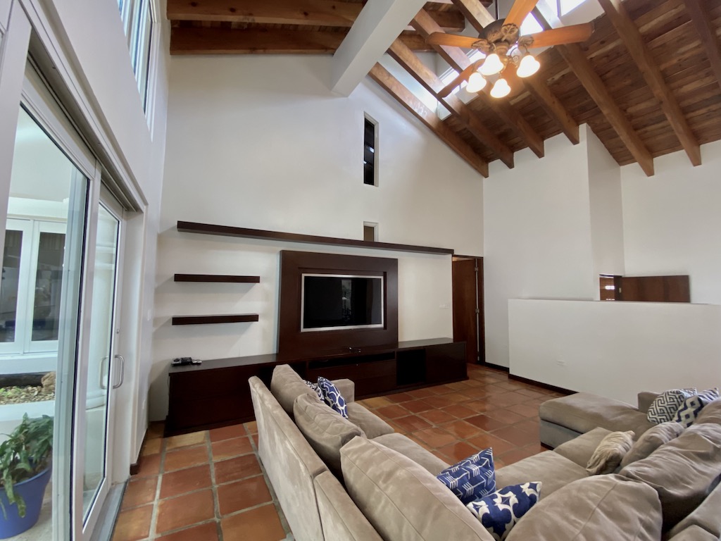 Urb. Villa Caparra