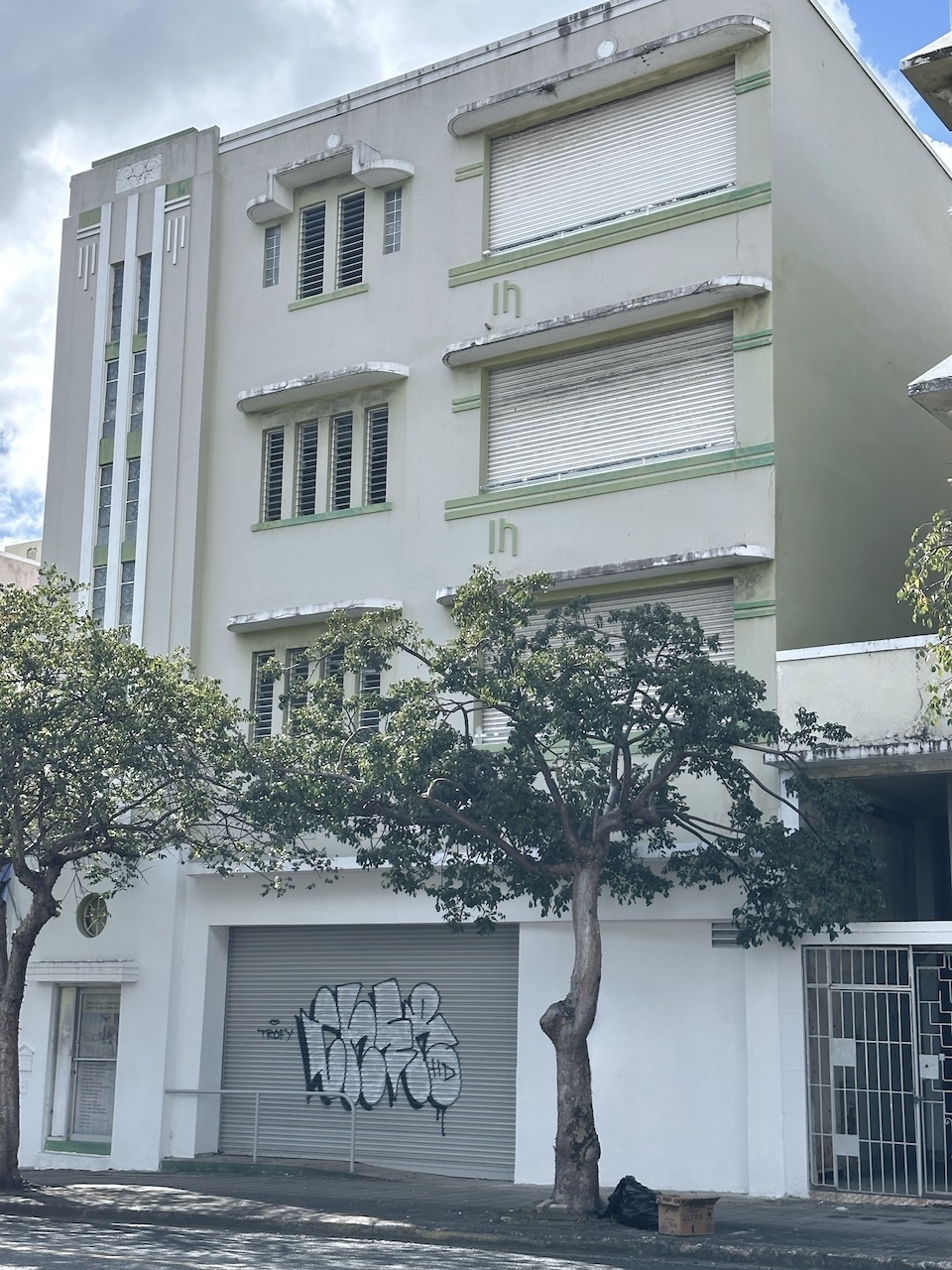 1058 Ave  Ponce de Leon 