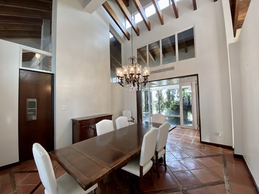 Urb. Villa Caparra