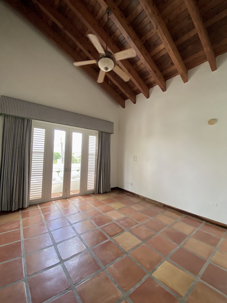 Urb. Villa Caparra