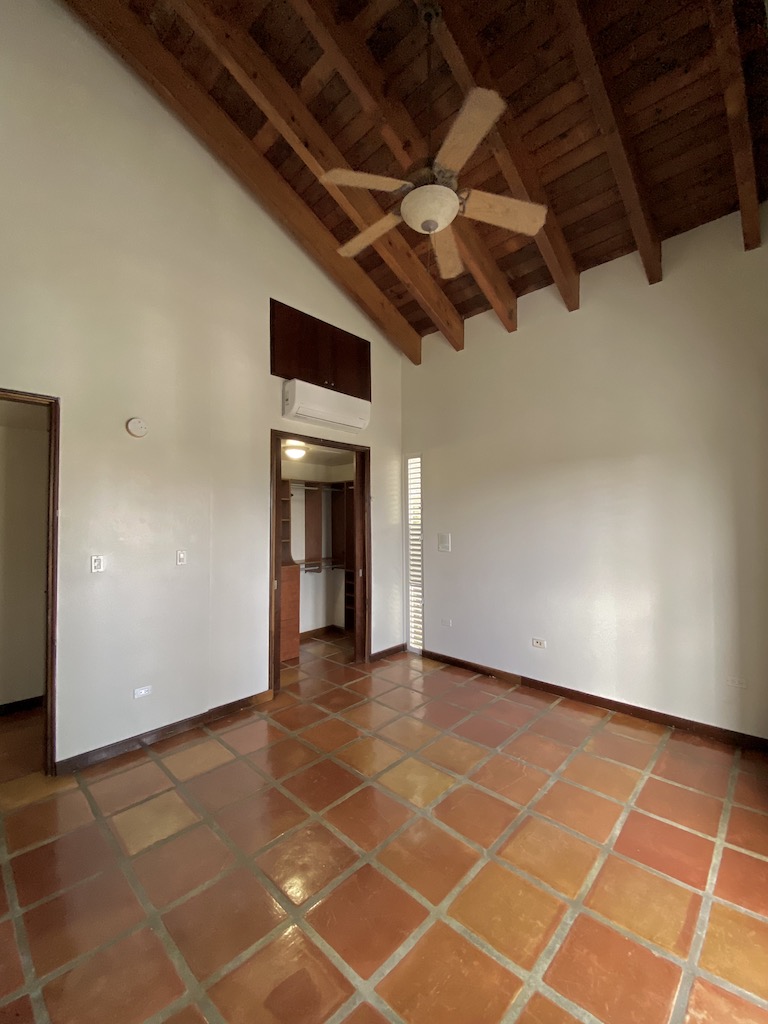 Urb. Villa Caparra