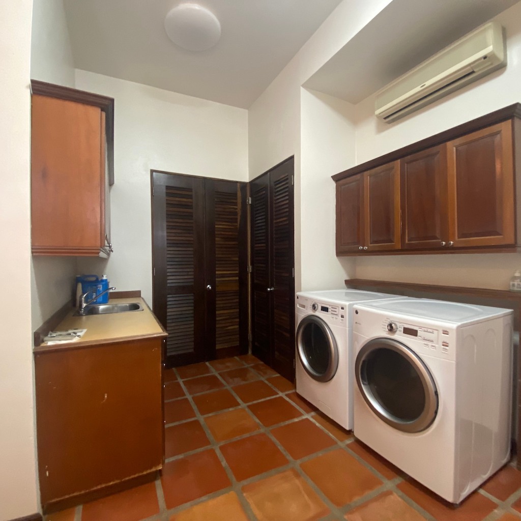 Urb. Villa Caparra
