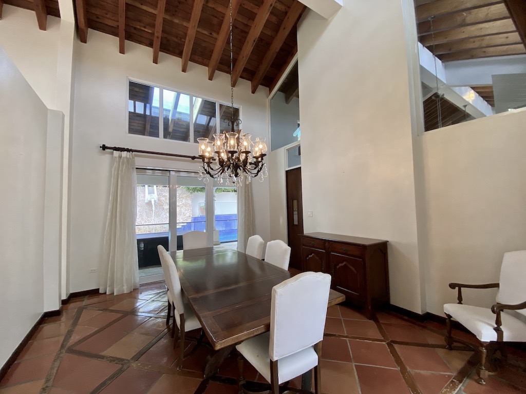 Urb. Villa Caparra