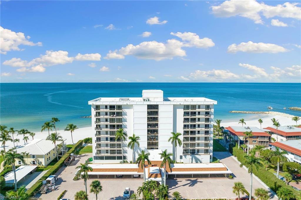 2171 Gulf Shore Blvd N #501
