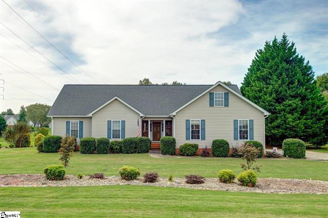 115 Silver Ridge Dr, Greer, SC 29651