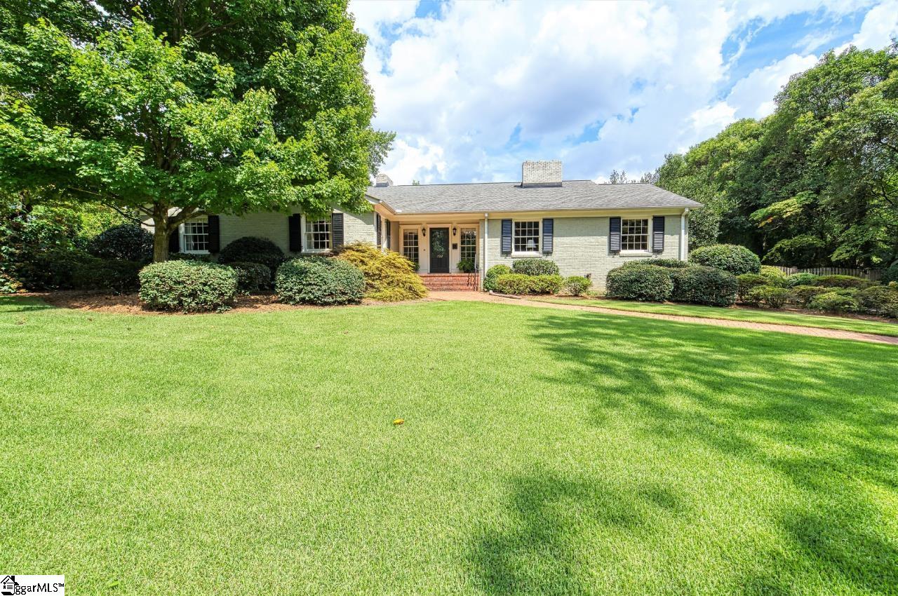 1722 N Main St, Greenville, SC 29609