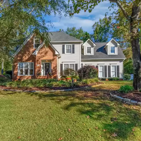 208 Holly Crest Circle, Simpsonville, SC 29681