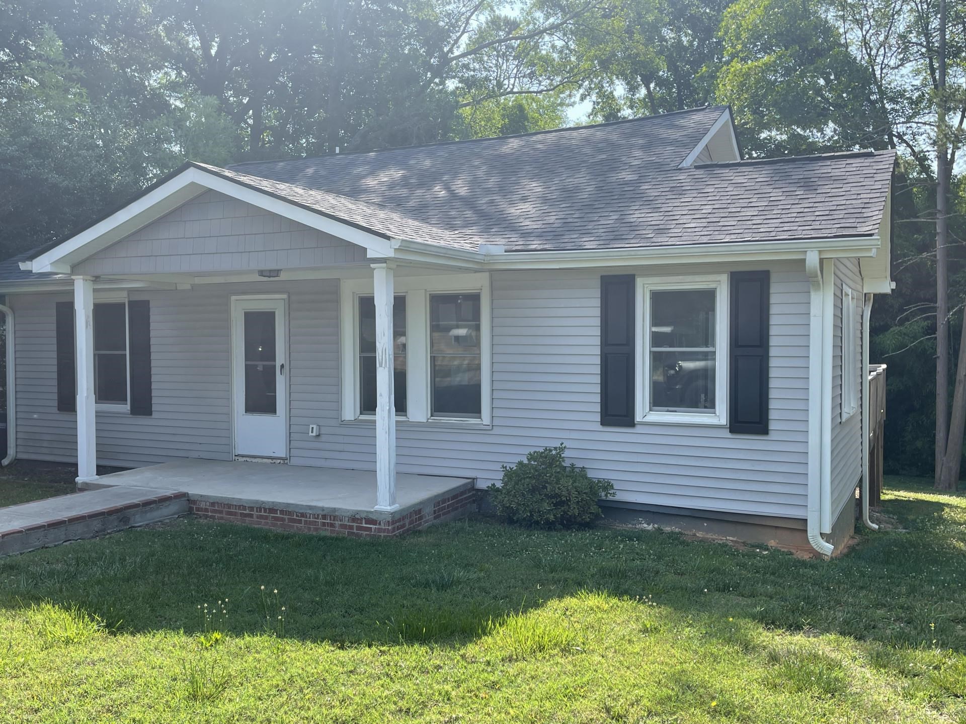 185 Collins Ave, Spartanburg, SC 29306
